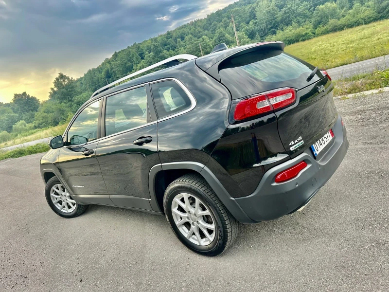 Jeep Cherokee 2.0MULTIJET* 170k.c.* FULL* UINIKAT* REALNI KM* , снимка 6 - Автомобили и джипове - 51023228