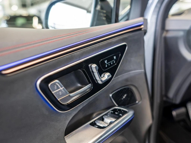 Mercedes-Benz EQE 43SUV/AMG/4M/CERAMIC/HYPERSCREEN/PANO/NIGHT/CARBON, снимка 5 - Автомобили и джипове - 52085483