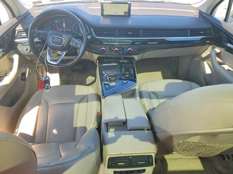 Audi Q7, снимка 8 - Автомобили и джипове - 54752762