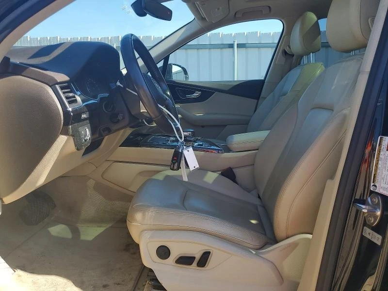 Audi Q7, снимка 7 - Автомобили и джипове - 54752762