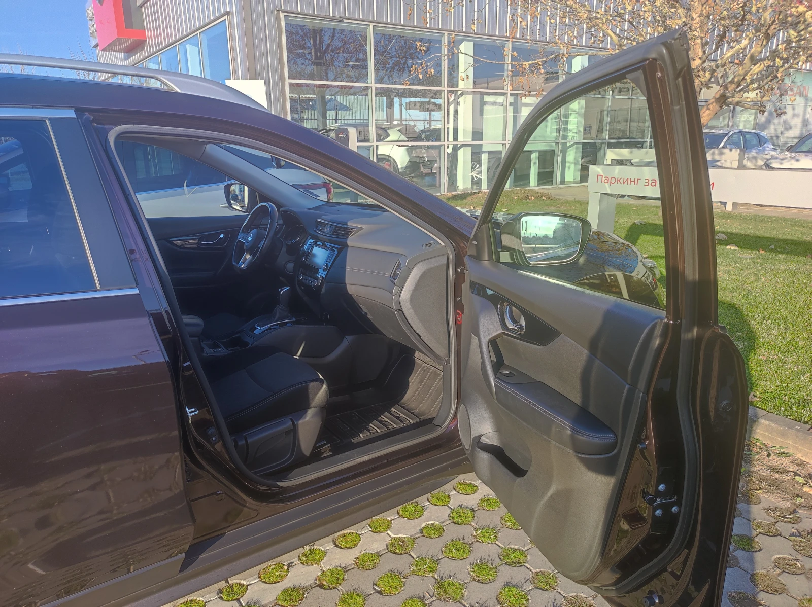 Nissan X-trail N-Connecta 1.3 DCT 160 к.с. 6+ 1 - изображение 10