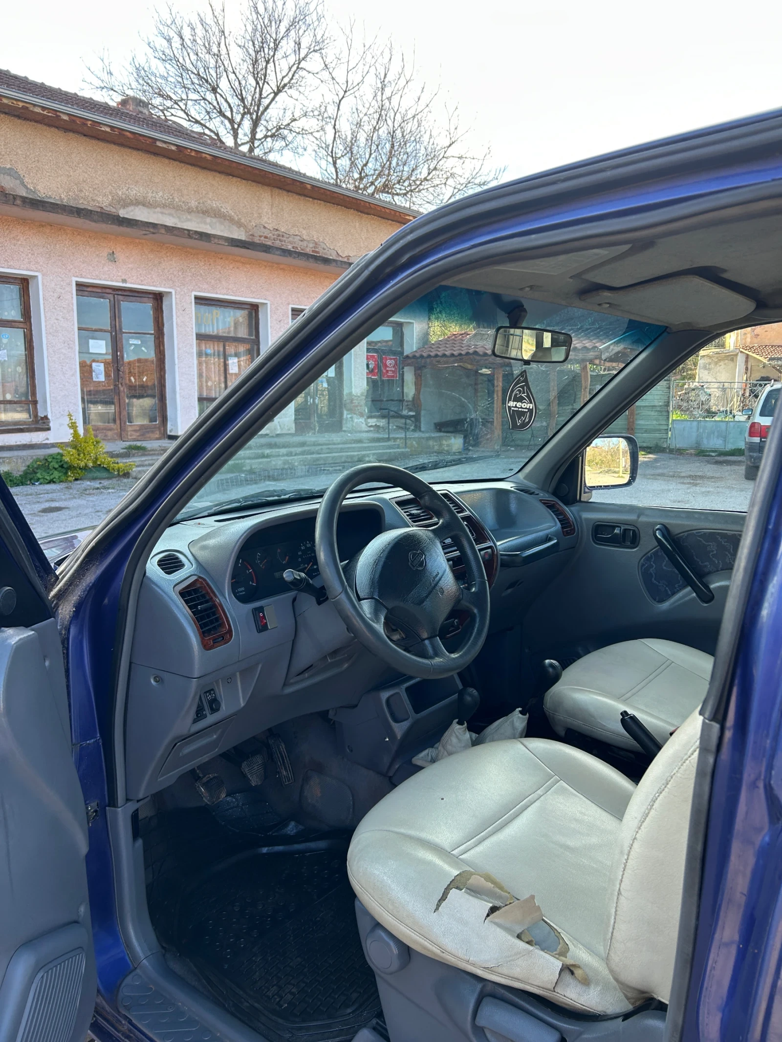 Nissan Terrano 2.7 TDI - изображение 7