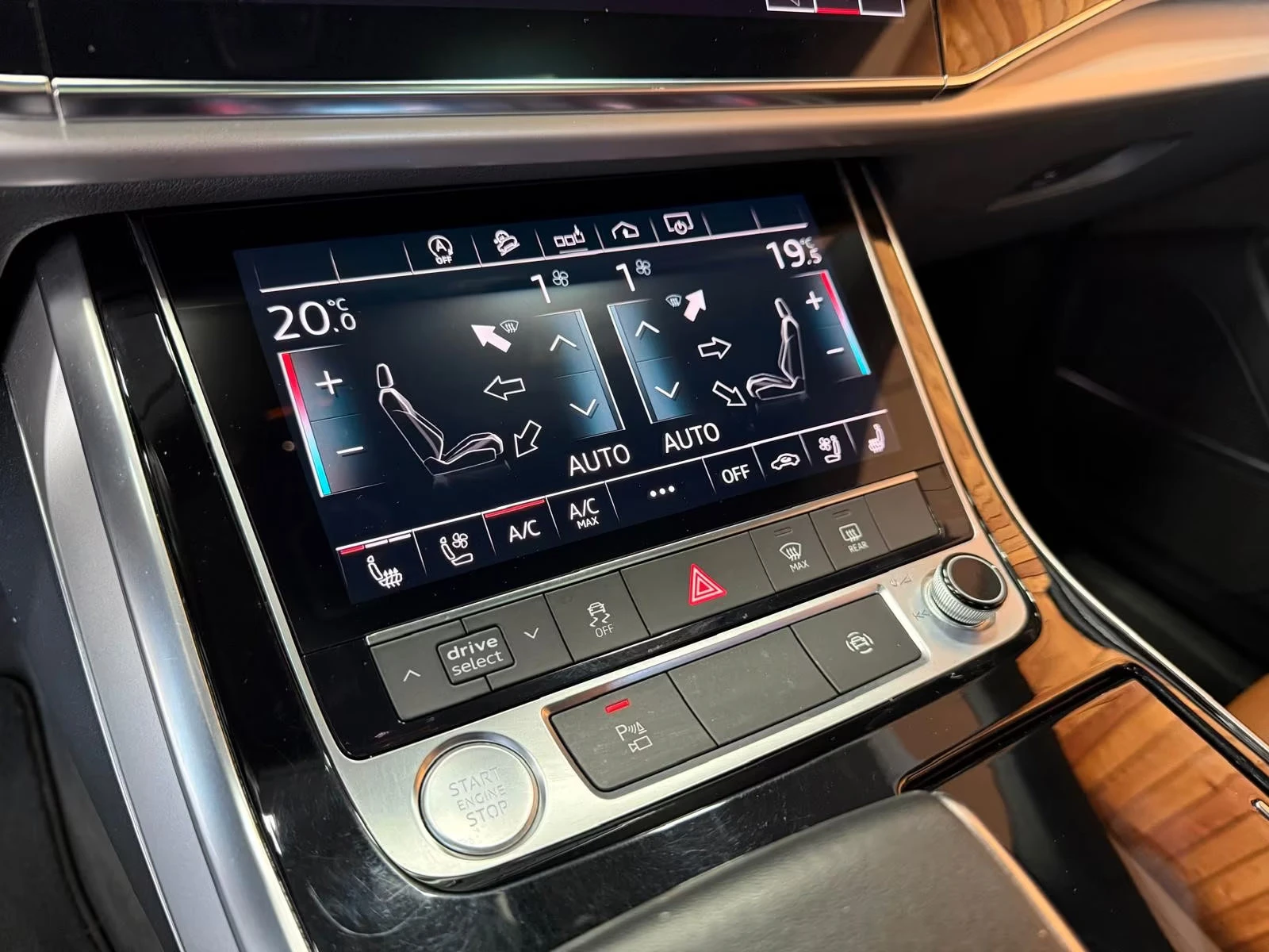 Audi Q8 45TDI/231HP/PANO/B&O/NAVI/QUATTRO/109D - изображение 8