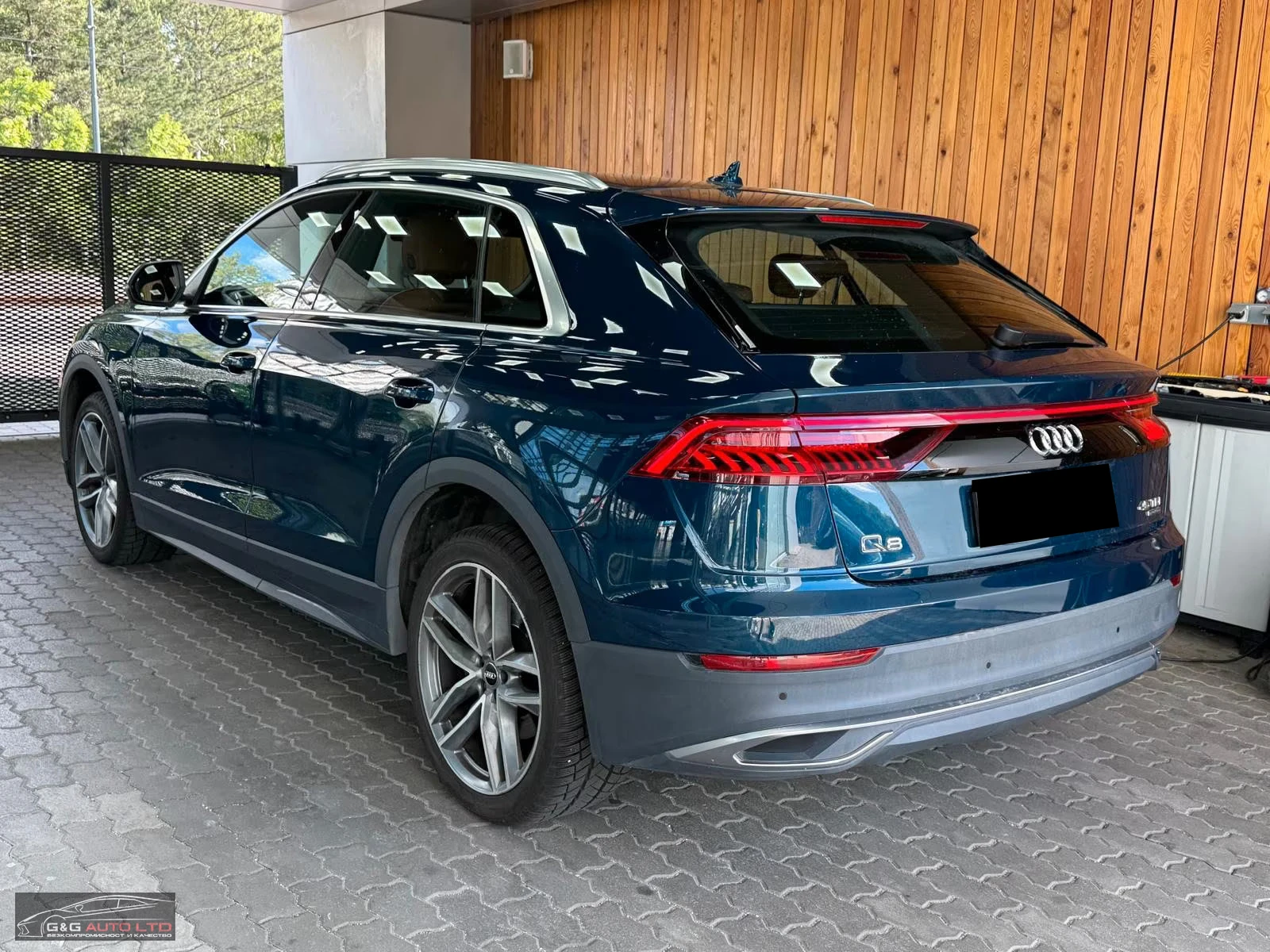 Audi Q8 45TDI/231HP/PANO/B&O/NAVI/QUATTRO/109D - изображение 2