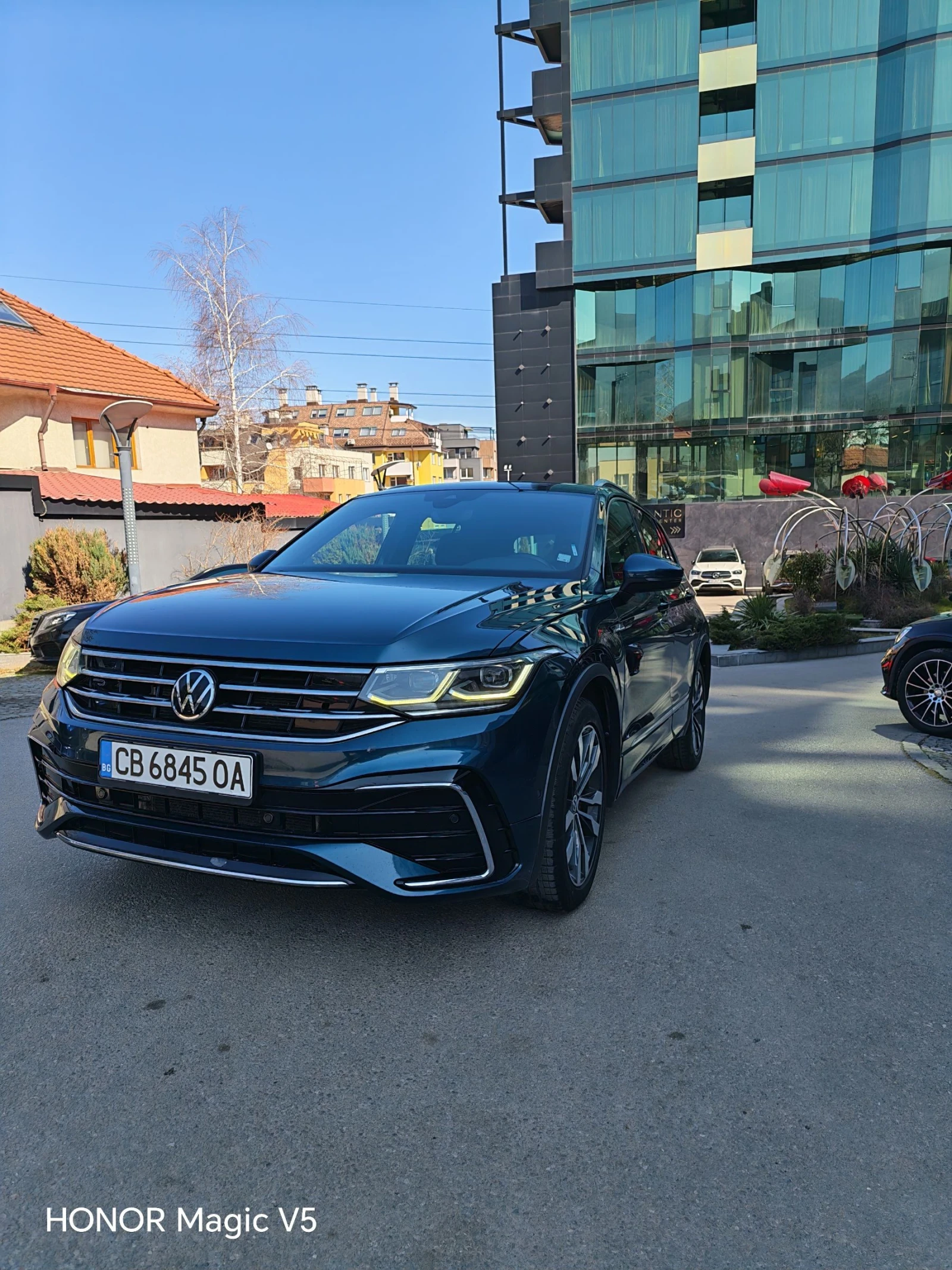 VW Tiguan 2.0 TDI R LINE , снимка 2 - Автомобили и джипове - 53825753