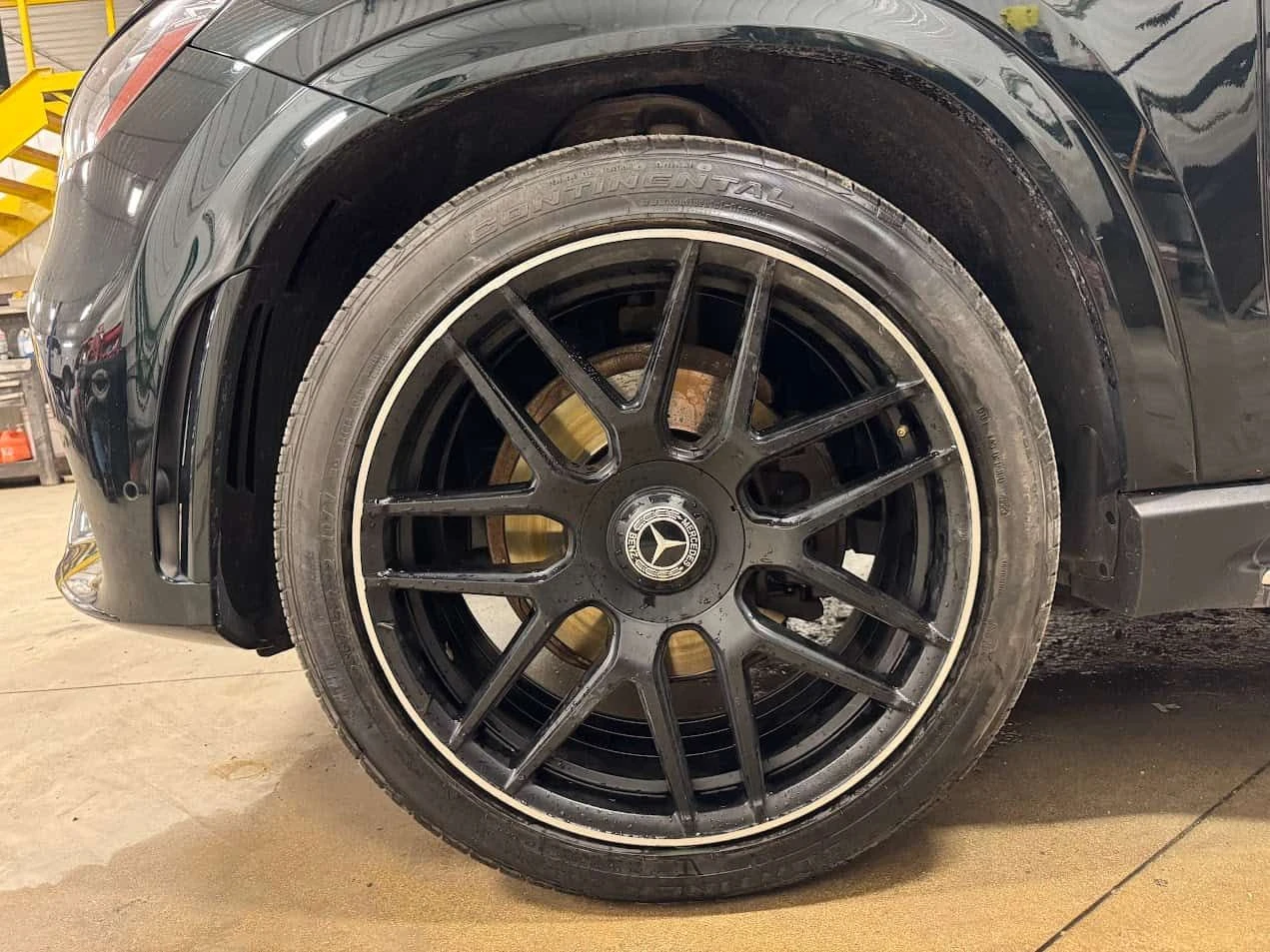Mercedes-Benz GLE 350 | AMG-LINE| NIGHT PACK| DISTRONIC| 360| BURMESTER, снимка 7 - Автомобили и джипове - 54435611