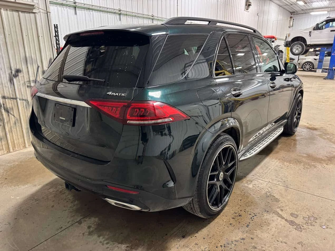 Mercedes-Benz GLE 350 | AMG-LINE| NIGHT PACK| DISTRONIC| 360| BURMESTER, снимка 4 - Автомобили и джипове - 54435611