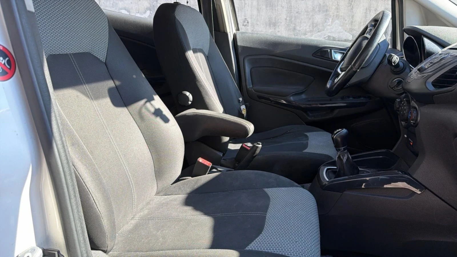 Ford EcoSport 1 5 д, снимка 11 - Автомобили и джипове - 54544848
