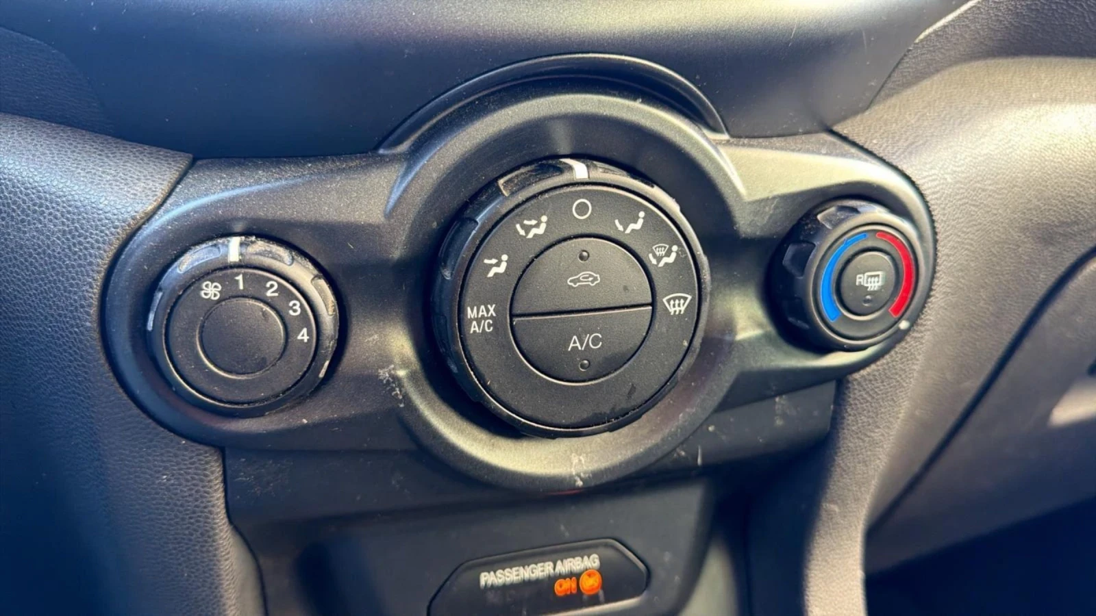 Ford EcoSport 1 5 д, снимка 10 - Автомобили и джипове - 54544848