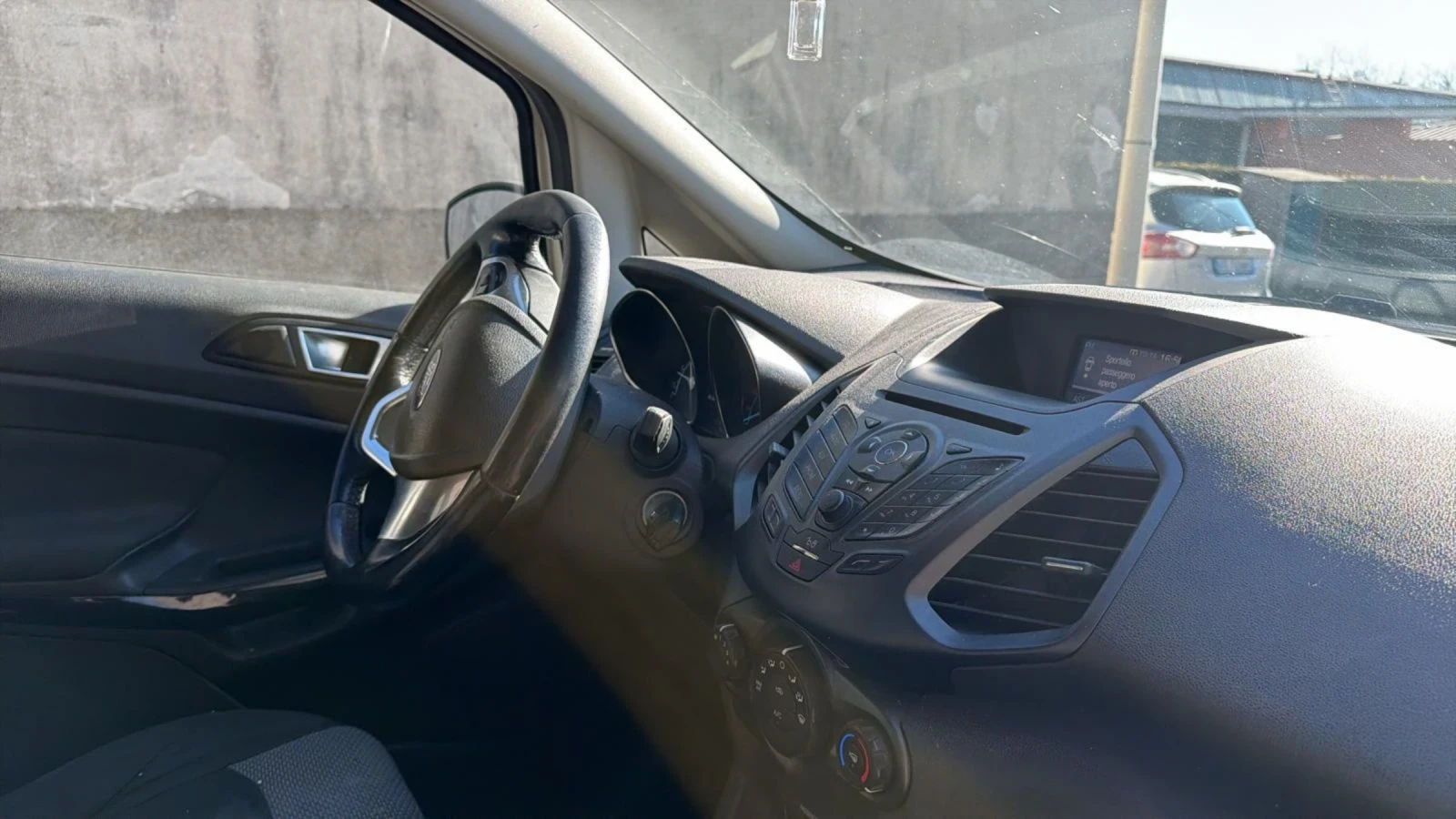 Ford EcoSport 1 5 д, снимка 14 - Автомобили и джипове - 54544848