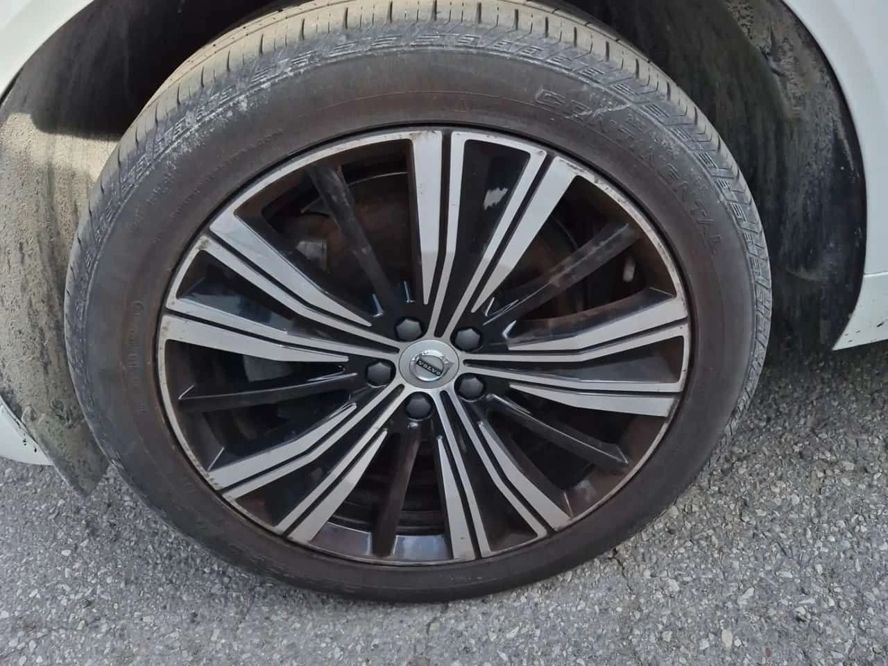 Volvo XC60 Plus Bright Theme/DISTRONIC/CAMERA , снимка 7 - Автомобили и джипове - 54563197