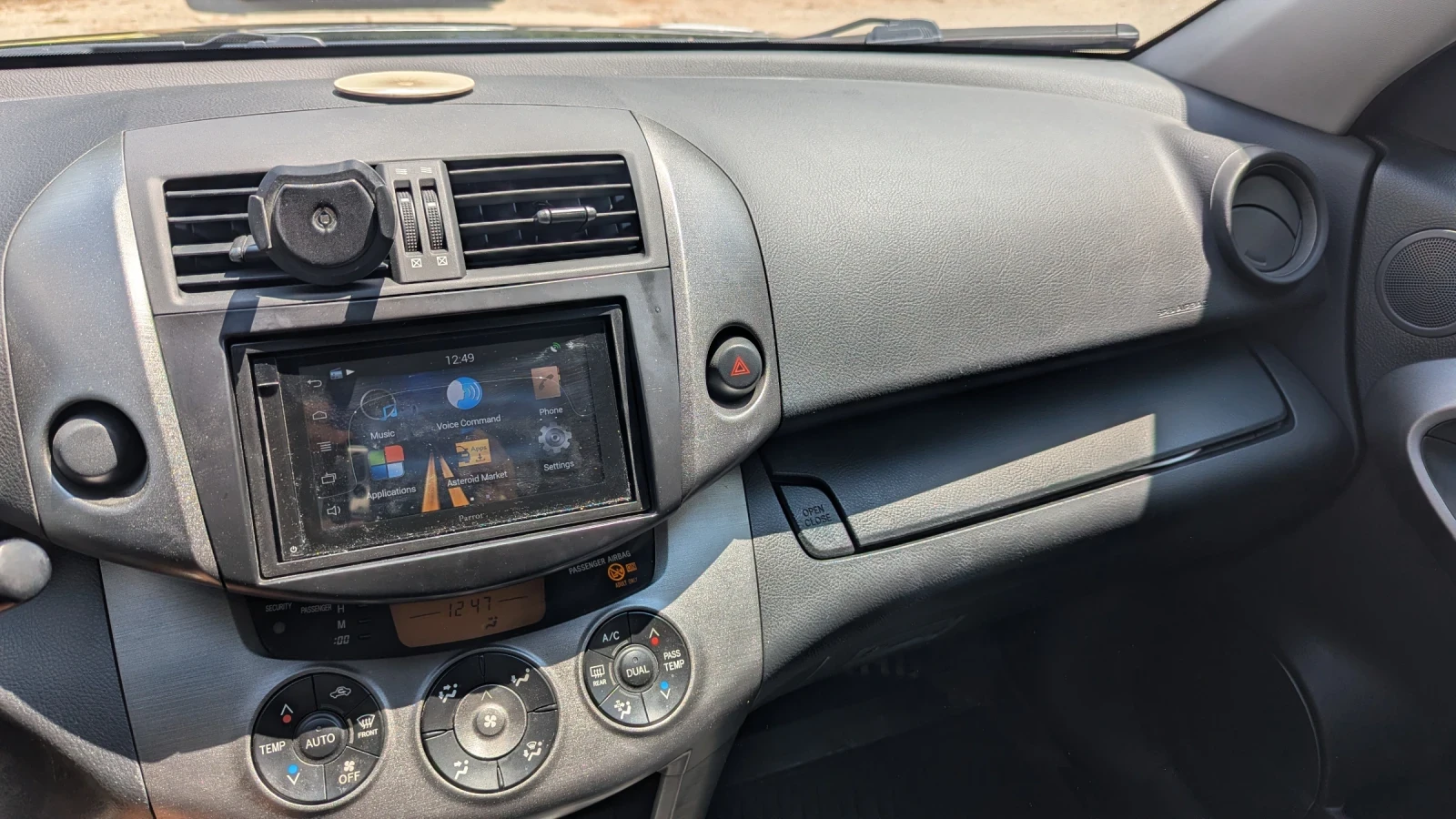 Toyota Rav4 2.2 D4D , снимка 9 - Автомобили и джипове - 55426255