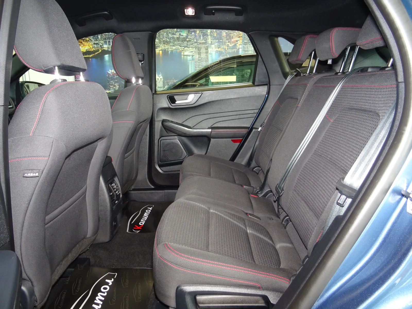 Ford Kuga 2.5I FHEV HYBRID ST-LINE , снимка 13 - Автомобили и джипове - 56106293