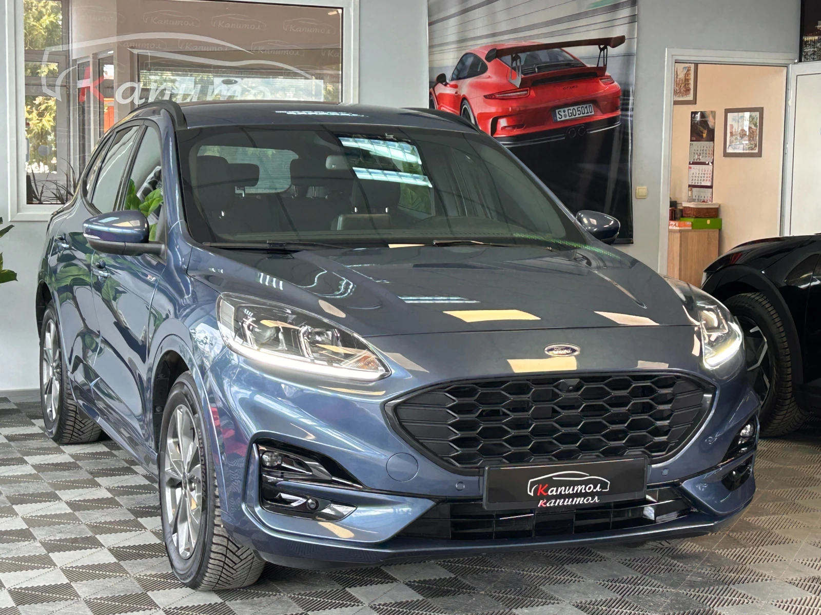 Ford Kuga 2.5I FHEV HYBRID ST-LINE , снимка 3 - Автомобили и джипове - 56106293