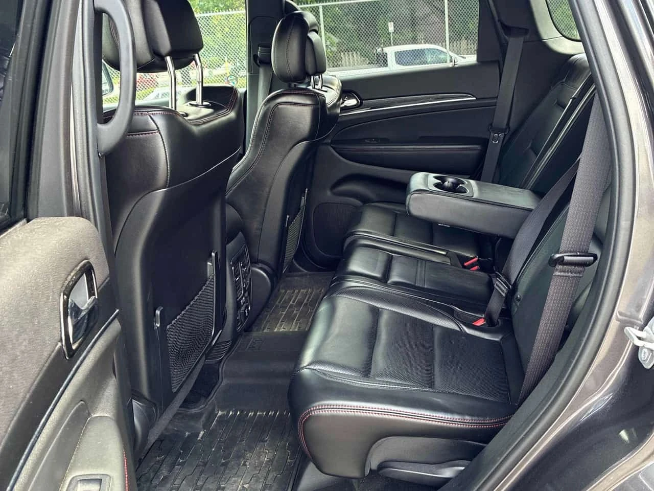 Jeep Grand cherokee * Trailhawk * АВТОКРЕДИТ БЕЗ ПЪРВОНАЧАЛНА ВНОСКА* , снимка 11 - Автомобили и джипове - 56237975