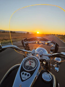 Kawasaki Vulcan VN 900 Classic , снимка 4