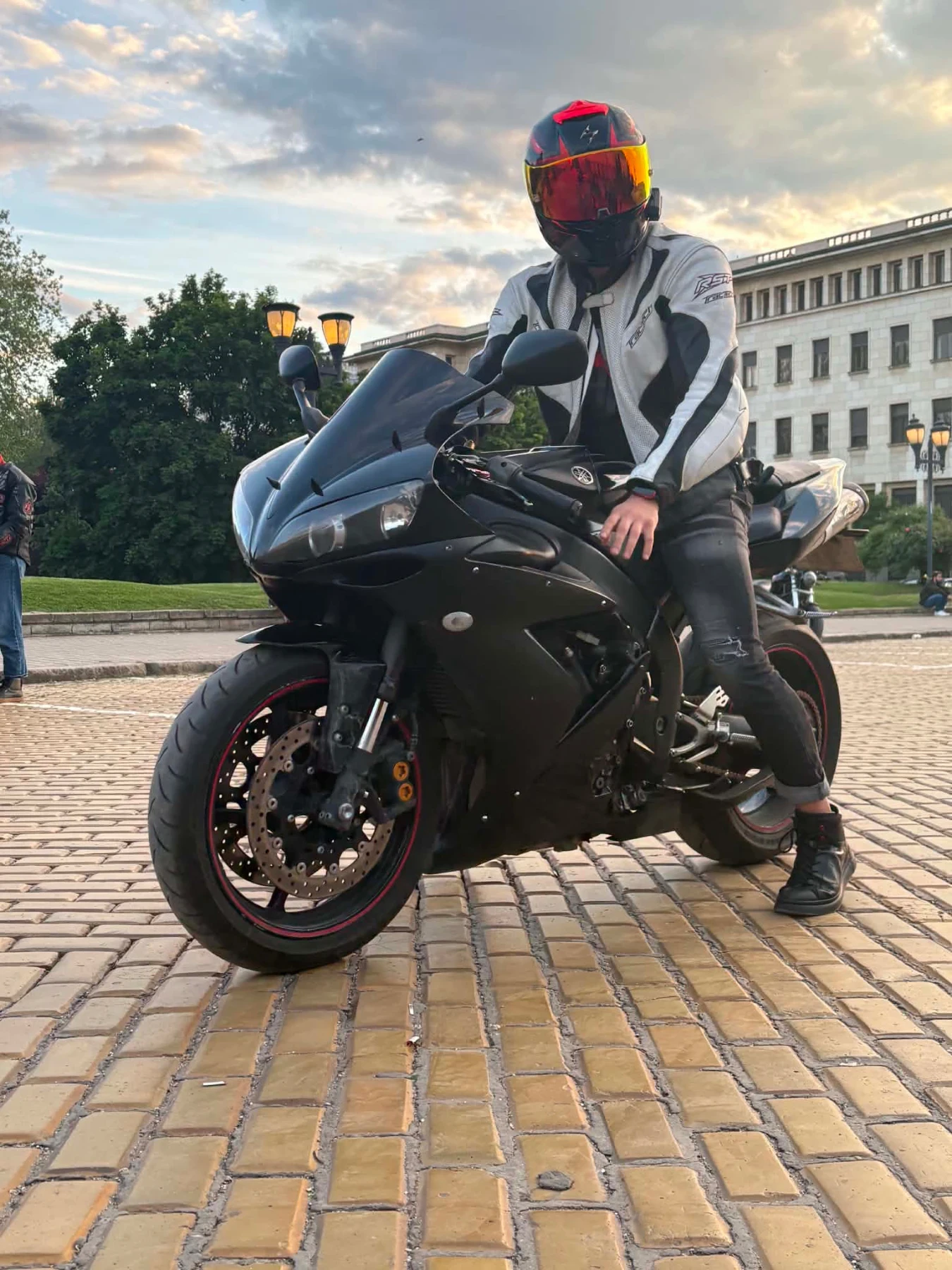 Yamaha YZF-R1 | Mobile.bg � ����������� 1