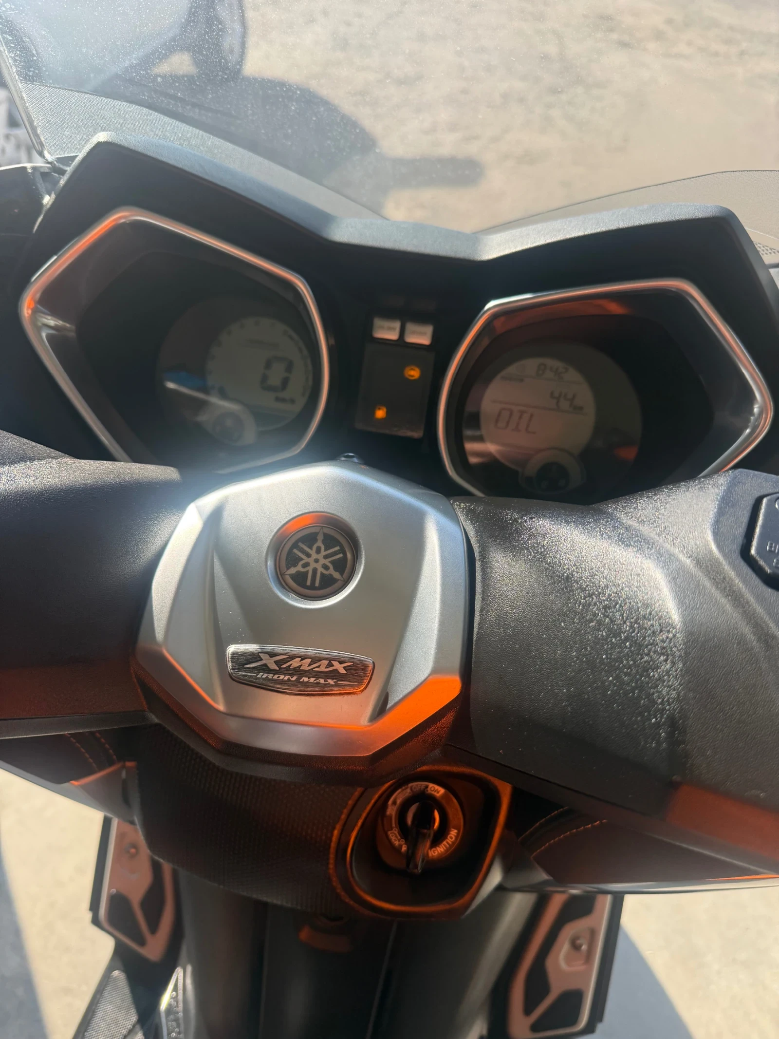 Yamaha X-max IRON MAX-2016, ABS Service History , снимка 12 - Мотоциклети и мототехника - 55936520