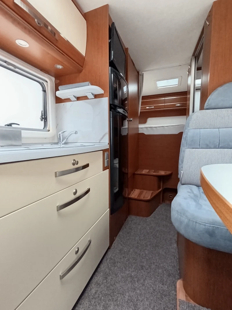 Кемпер HYMER / ERIBA Exsis-I EX 644, снимка 8 - Каравани и кемпери - 53562587
