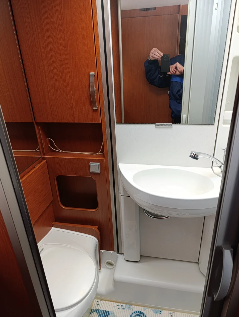 Кемпер HYMER / ERIBA Exsis-I EX 644, снимка 6 - Каравани и кемпери - 53562587