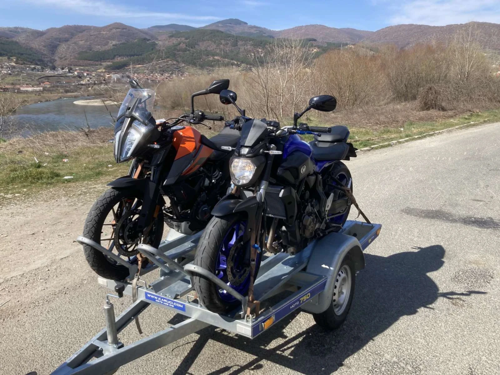 За автомобил Други Под наем/ до 3 мотора или 1 АТВ