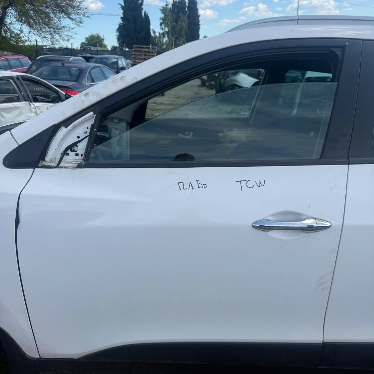 Предна лява врата за Hyundai IX 35 TCW 384-384