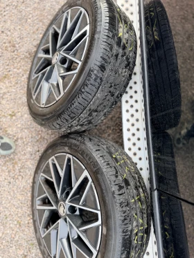 Гуми с джанти Michelin 205/55R17, снимка 7 - Гуми и джанти - 53537765