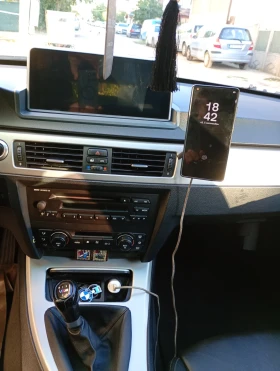 BMW 320 Е91, снимка 11