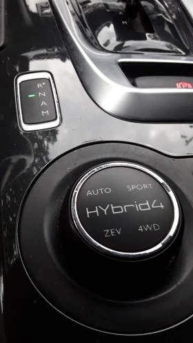 Peugeot 3008 Hybrid 4 SWISS, снимка 15