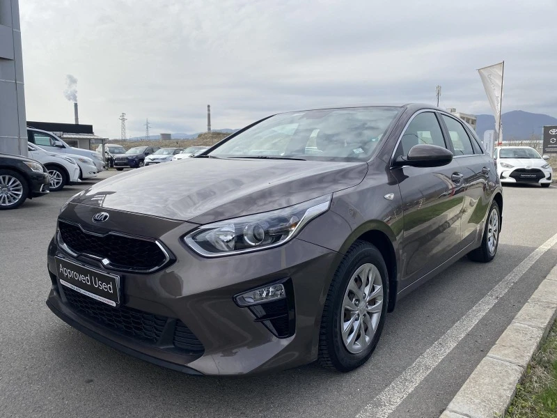 Kia Ceed 1.4 T-GDI, снимка 3 - Автомобили и джипове - 41827030