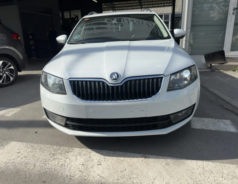 Skoda Octavia 1.8Tfsi DSG, снимка 3 - Автомобили и джипове - 46995787