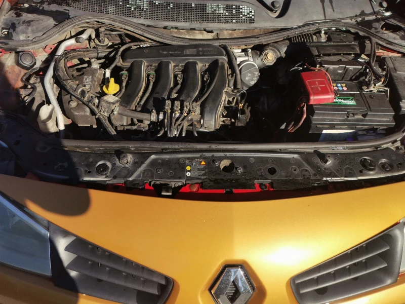 Renault Megane 2, снимка 8 - Автомобили и джипове - 47373288