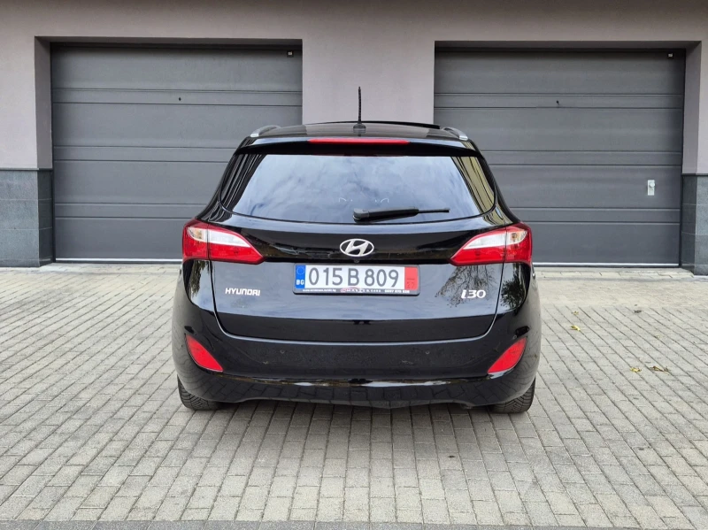 Hyundai I30 1.6 Style, снимка 5 - Автомобили и джипове - 47849279