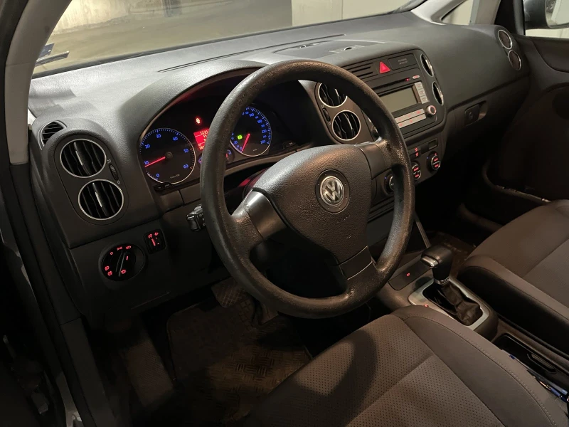 VW Golf Plus, снимка 8 - Автомобили и джипове - 49338131