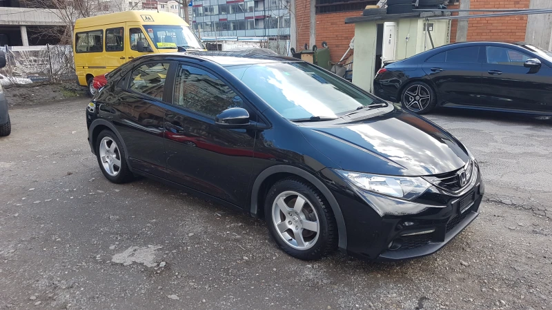 Honda Civic 1.8I, снимка 5 - Автомобили и джипове - 49344094