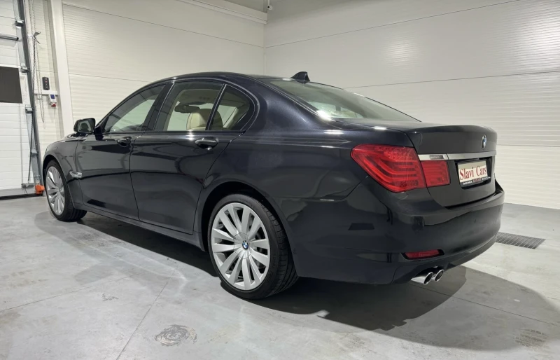 BMW 730 D - DISTRONIC* HEAD UP* AUTO* PAMET, снимка 6 - Автомобили и джипове - 49693048