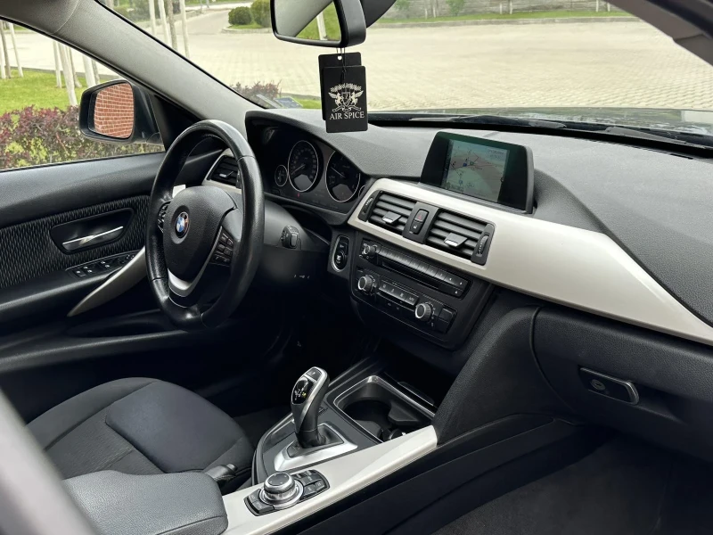 BMW 320 X-drive като нова АВТОМАТИК реални км, снимка 8 - Автомобили и джипове - 52675585