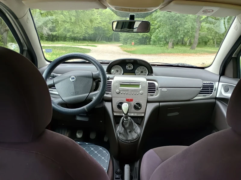 Lancia Ypsilon 1.2 4.8, снимка 13 - Автомобили и джипове - 52642146