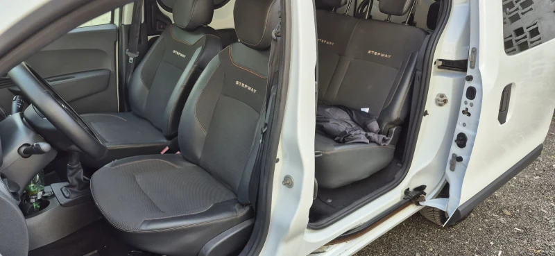 Dacia Dokker, снимка 9 - Автомобили и джипове - 51857197