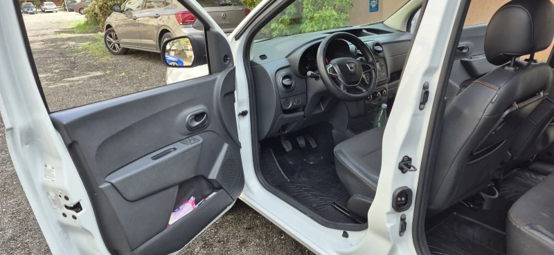 Dacia Dokker, снимка 14 - Автомобили и джипове - 51857197