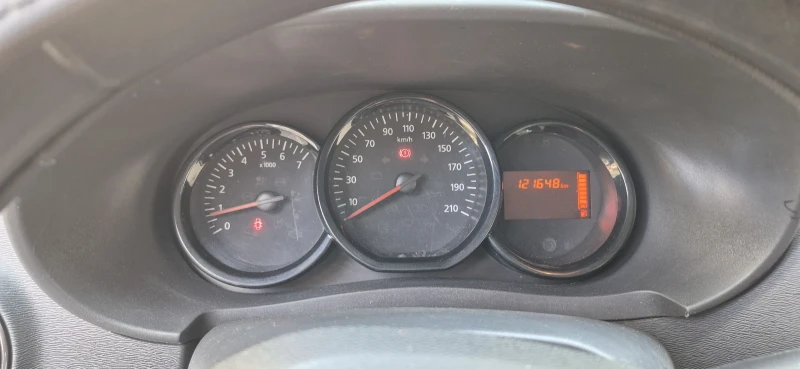 Dacia Dokker, снимка 15 - Автомобили и джипове - 51857197