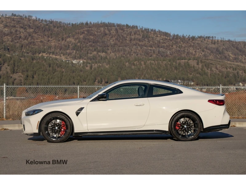 BMW M4 * Competition xDrive Premium Pkg * CARFAX * БЕЗ ПЪ, снимка 5 - Автомобили и джипове - 52830606