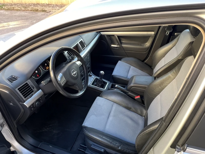 Opel Vectra C, снимка 6 - Автомобили и джипове - 52842206