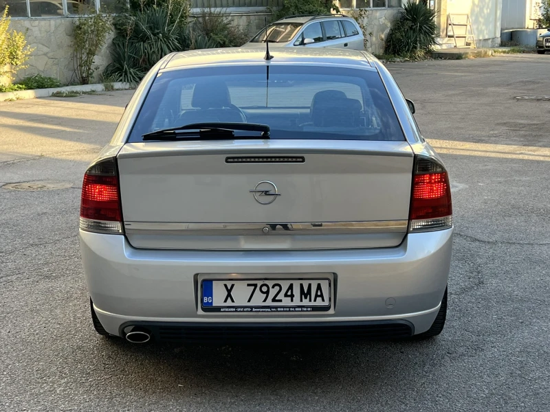 Opel Vectra C, снимка 5 - Автомобили и джипове - 52842206