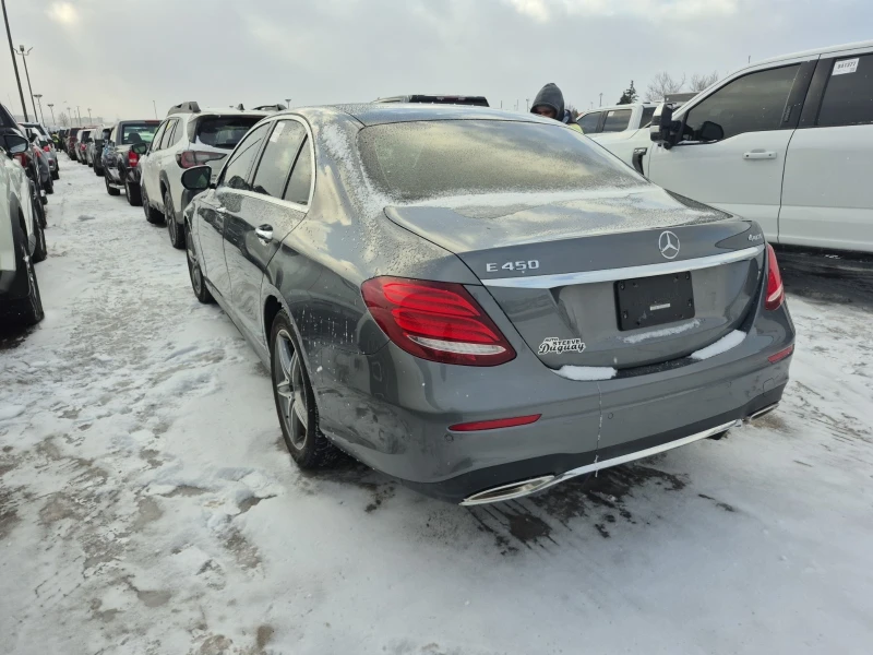 Mercedes-Benz E 450 * * CARFAX * * АВТО КРЕДИТ * * , снимка 4 - Автомобили и джипове - 52948359