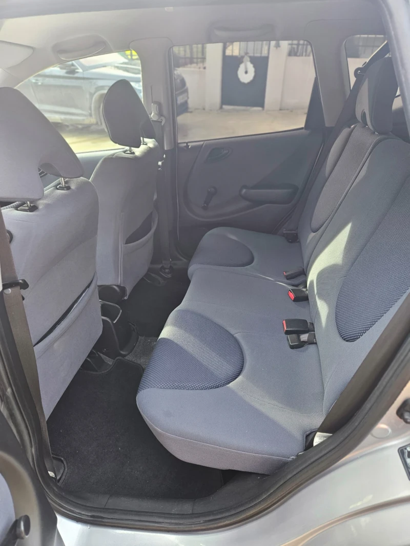 Honda Jazz 1.3, снимка 6 - Автомобили и джипове - 53223152