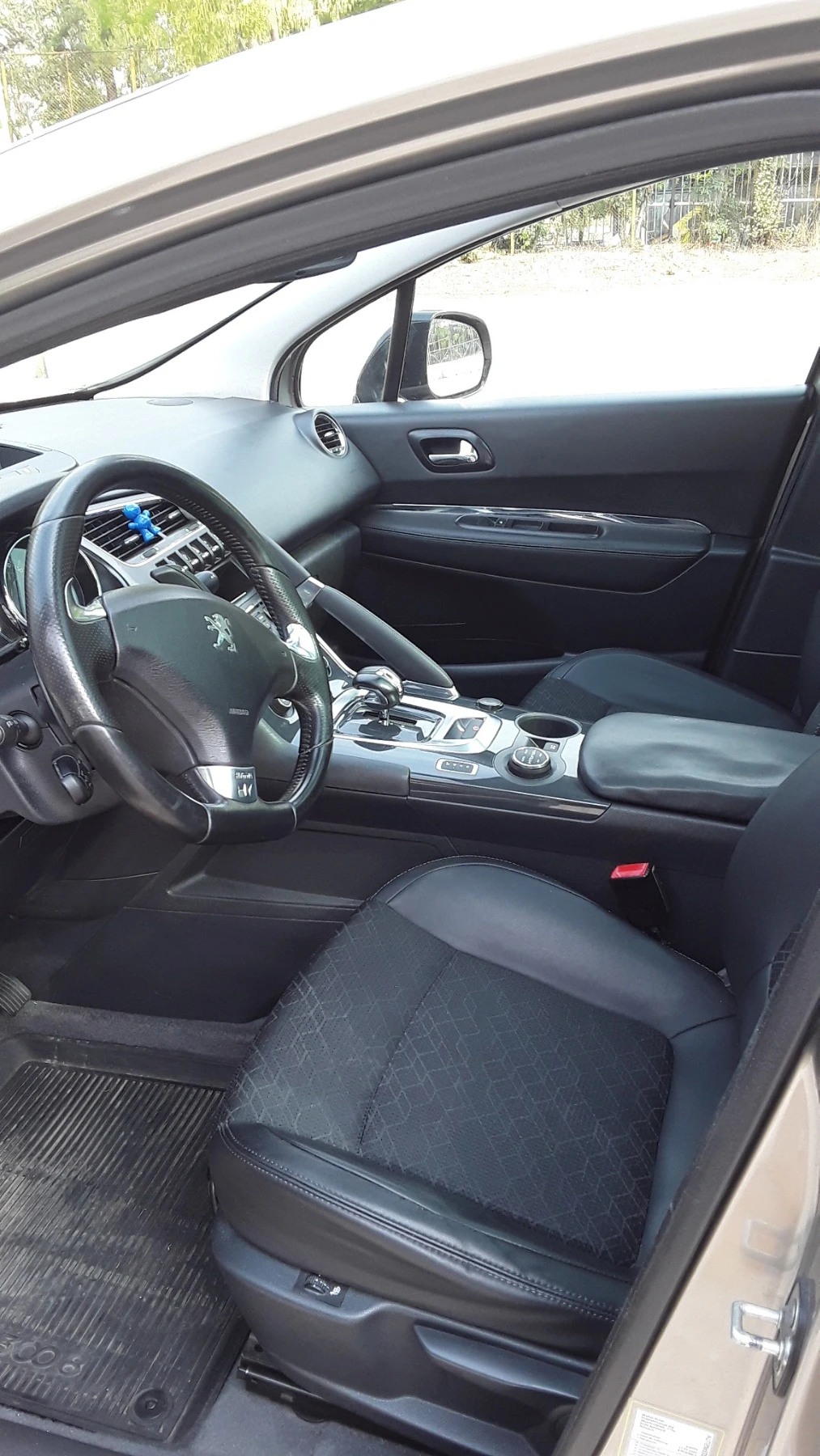 Peugeot 3008 Hybrid 4 FASELIFT, SWISS | Mobile.bg   11