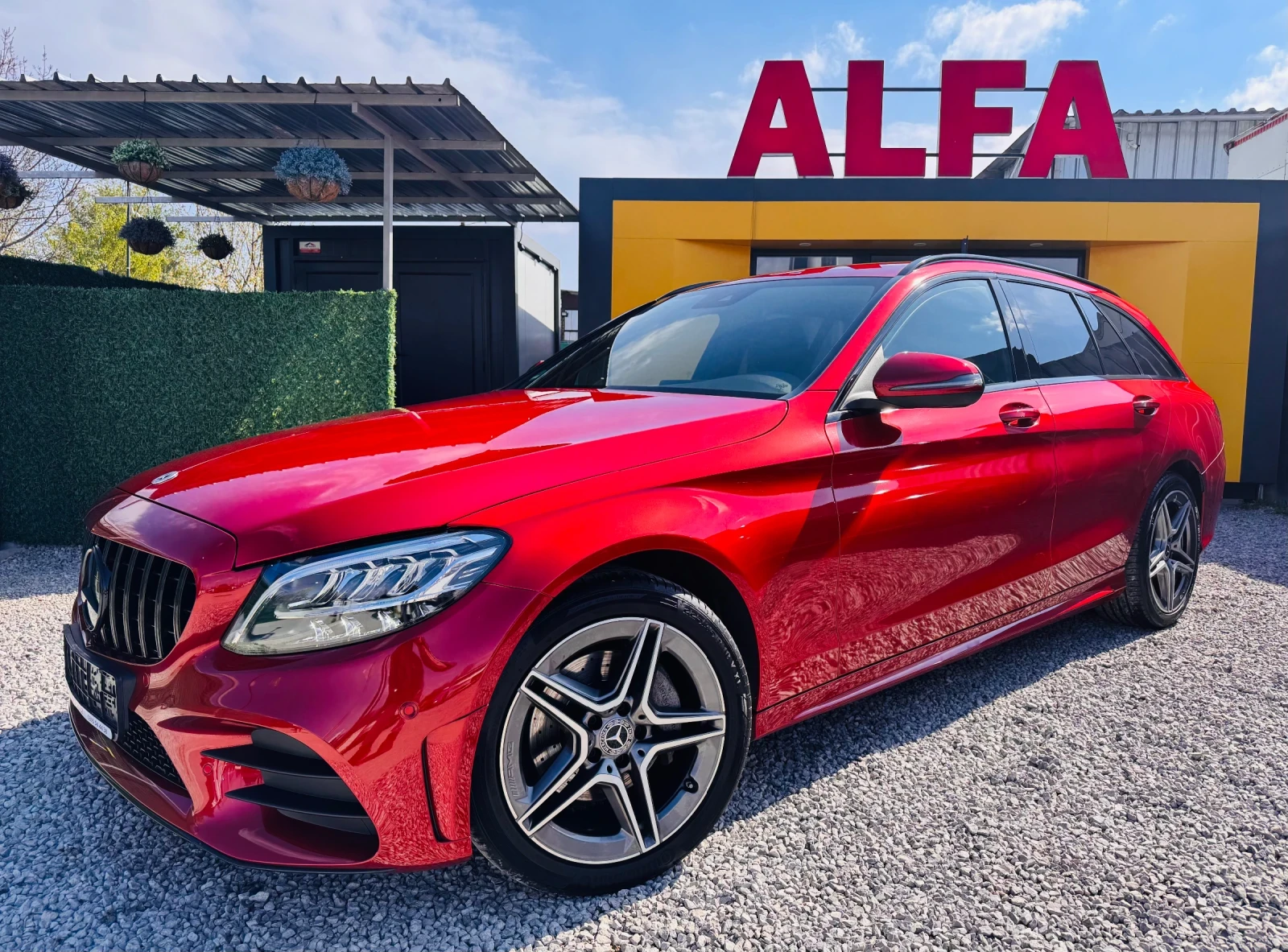 Mercedes-Benz C 180 БЕНЗИН/AMG/FACE/MATRIX/САМОПАРКИРА/EURO6С/НОВА// - изображение 3