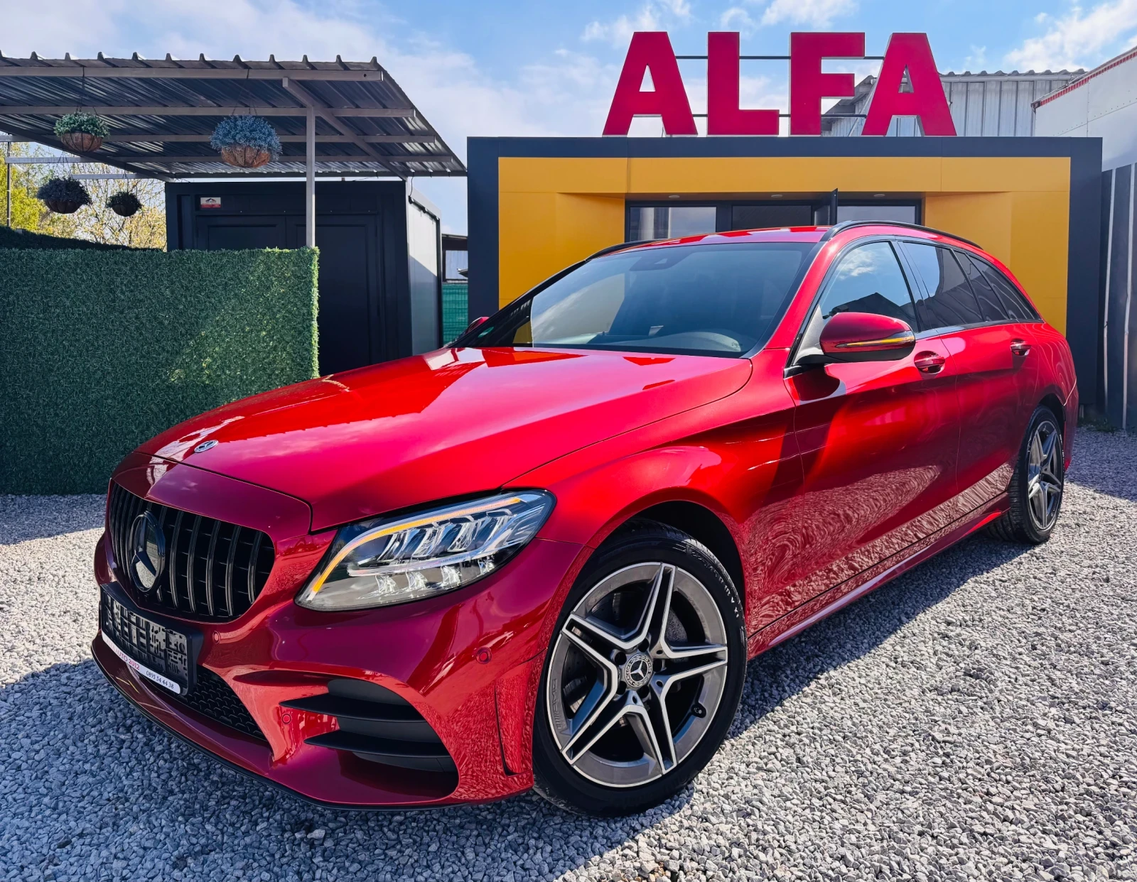 Mercedes-Benz C 180 БЕНЗИН/AMG/FACE/MATRIX/САМОПАРКИРА/EURO6С/НОВА// - изображение 2