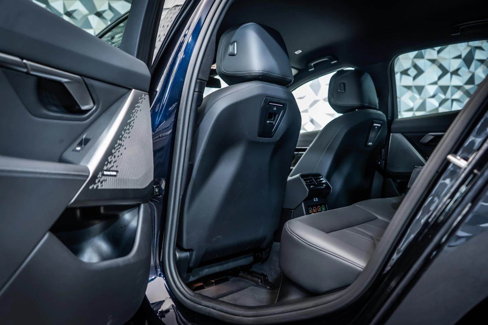 BMW 520 d xDrive M  | Mobile.bg   17